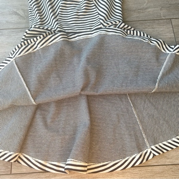 Club Monaco Dress Women's Black And White Striped A-Line Sleeveless - Picture 6 of 14